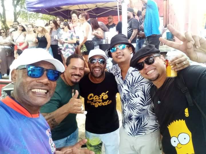 Café com pagode - Image 1