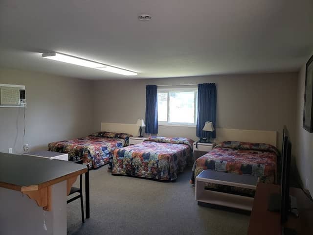 Lamplighter Inn - Image 2