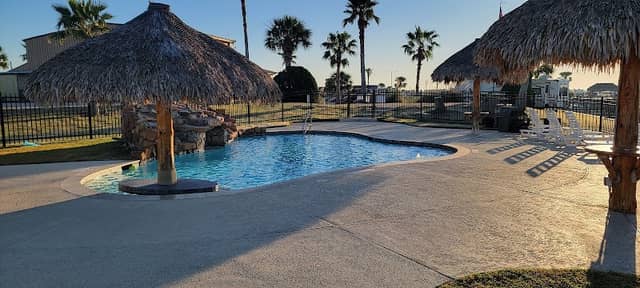 Galveston Bay RV Resort and Marina - Image 2