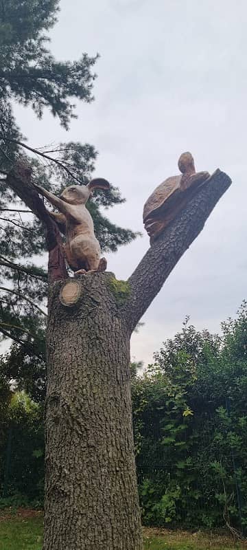 Sculpture - Le Lièvre et la Tortue (La Fontaine) - Image 1