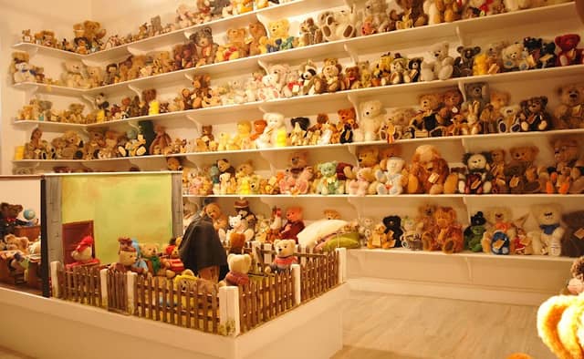 German Teddy Bear Museum - Image 2