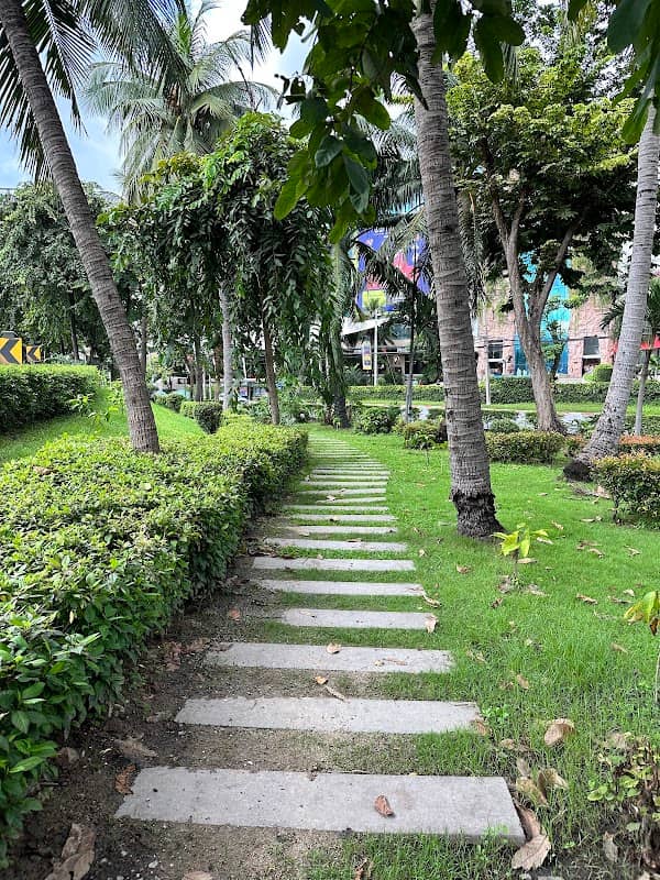 สวนแห่งวัฒนธรรม เขตบางแค - Image 1