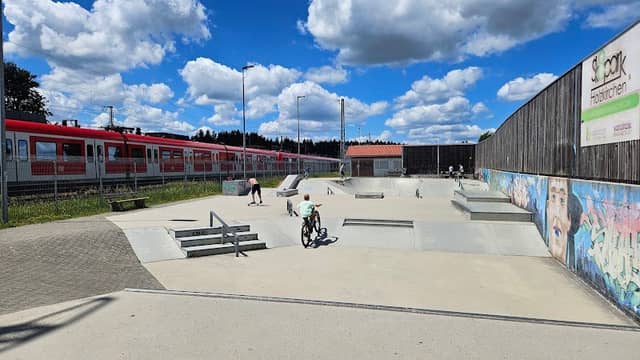 Holzkirchen Skate Park - Image 1