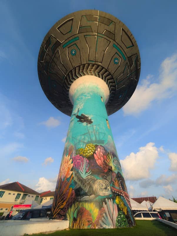 Sea tower - Image 2