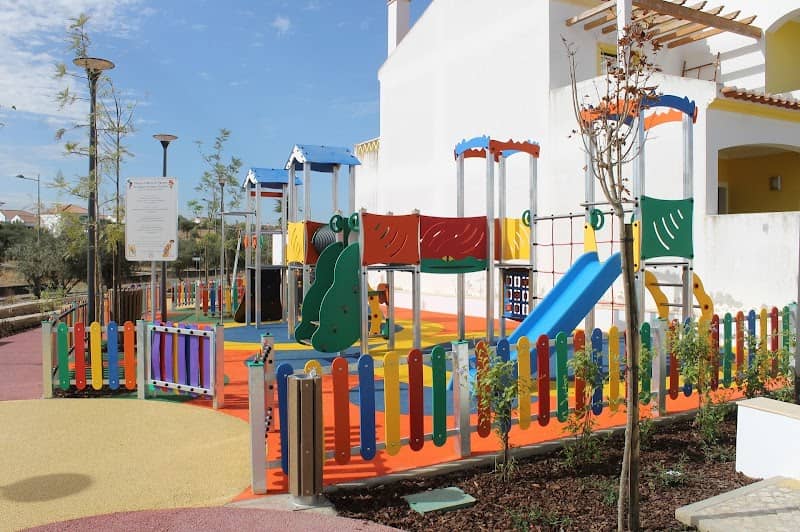 Parque Infantil do Parque de Lazer de Santo António - Image 1