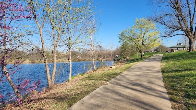 Stephens Lake Park - Image 1