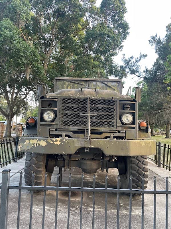Veterans' park - Image 1