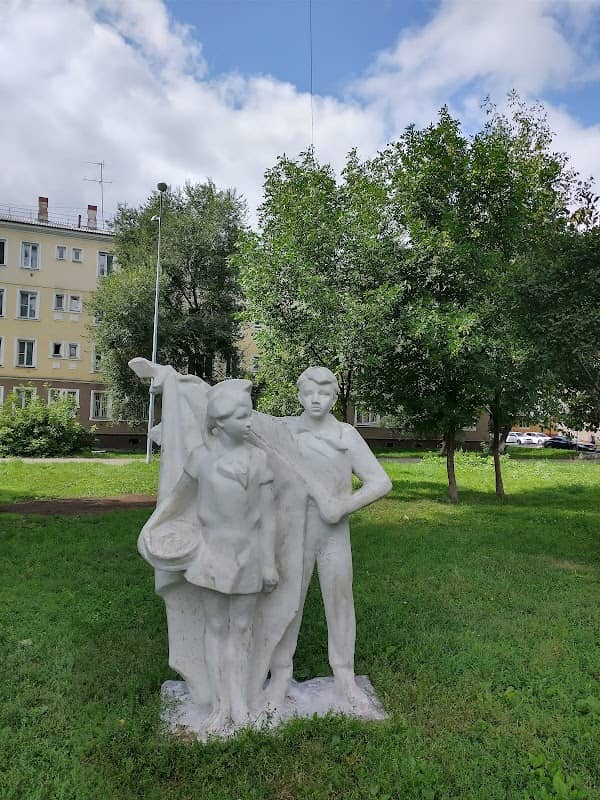 Park Sovetskoy Skul'ptury - Image 2