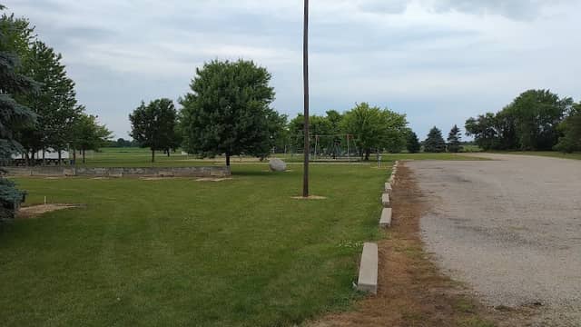 Blossom Time Park - Image 1
