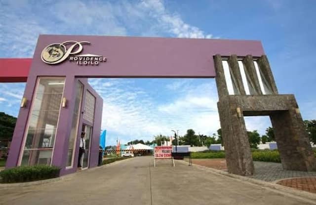 Providence Iloilo Fountain Area - Image 2