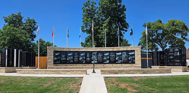 Veterans Memorial Park - Image 2