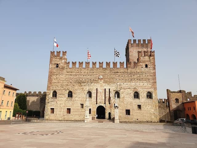 Museo dei Costumi della Partita a Scacchi - Image 2