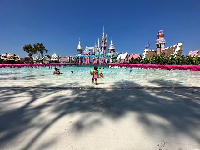 A4 CANDYLAND Waterpark - Image 1