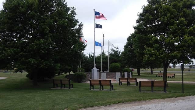 Tri-Township Park District Office - Image 3
