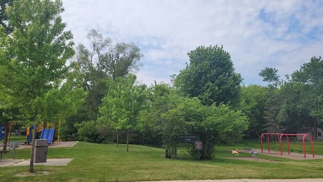 Argyle Park - Image 1