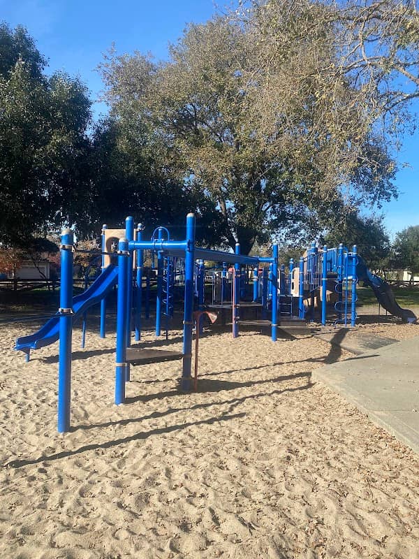 Pioneer Park - Image 2