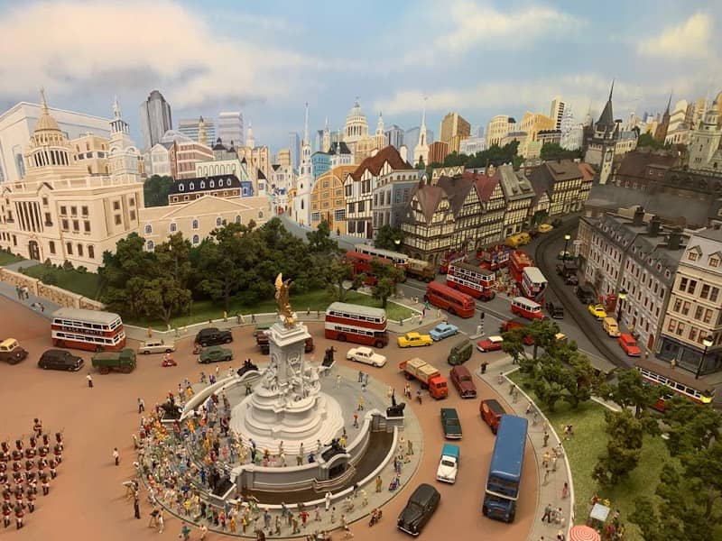 Miniature World - Image 2