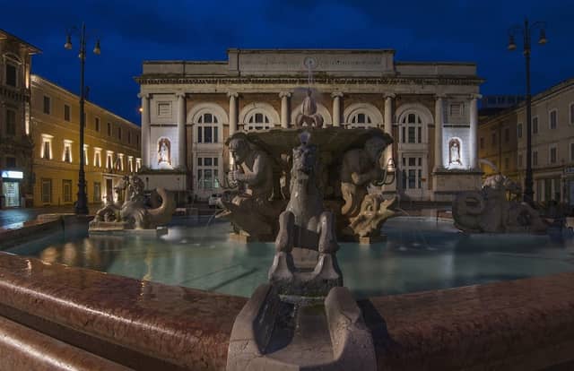 Fontana La Pupilla di Pesaro - Image 2