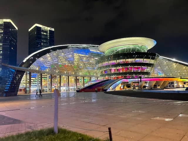 City Balcony “Qianjiang Nocturne” - Image 1