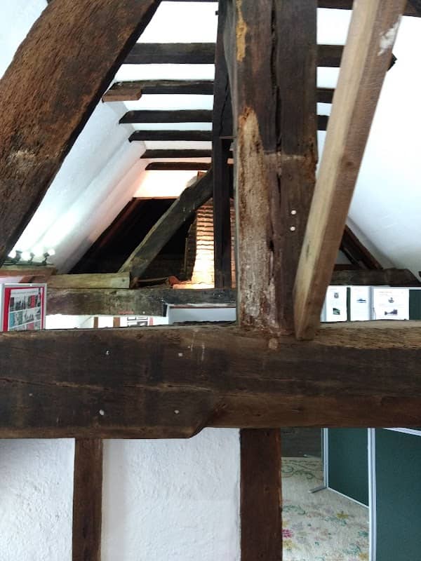 Manor Cottage - Image 2