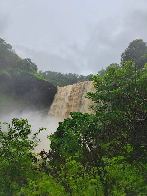 Vasuchakada waterfall - Image 1