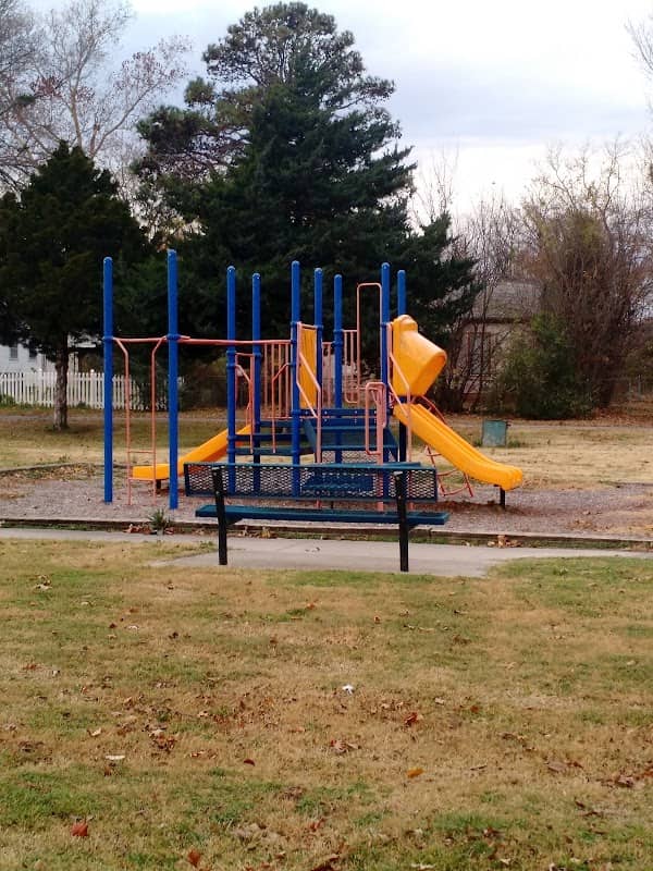 Lyon Park - Image 3