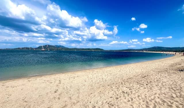 Spiaggia per Cani: Le Saline (Punta Calvone) - Image 1