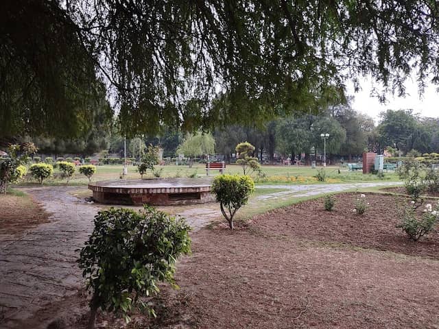 Rose Garden - Image 1