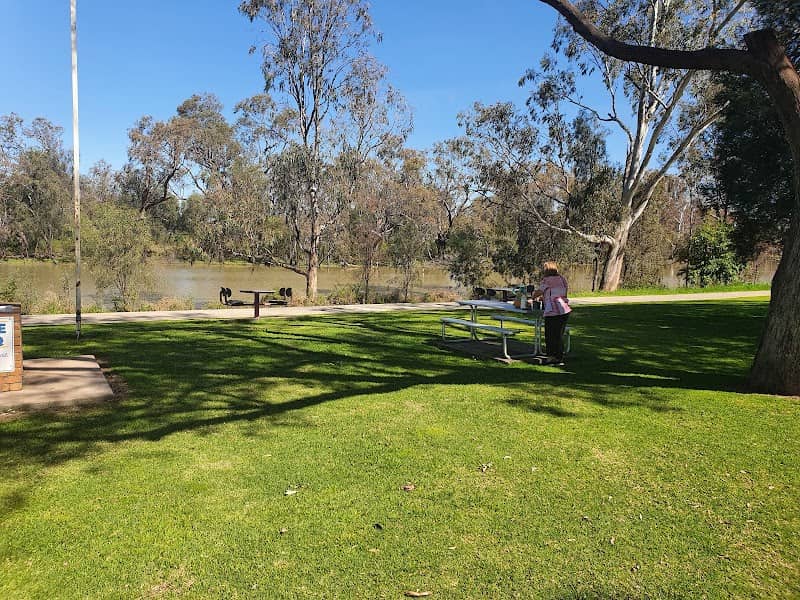Lions Park - Image 1