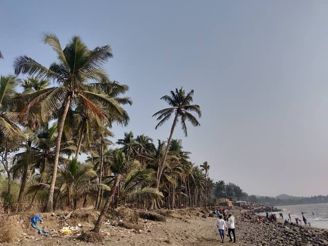 Pirwadi Beach - Image 1