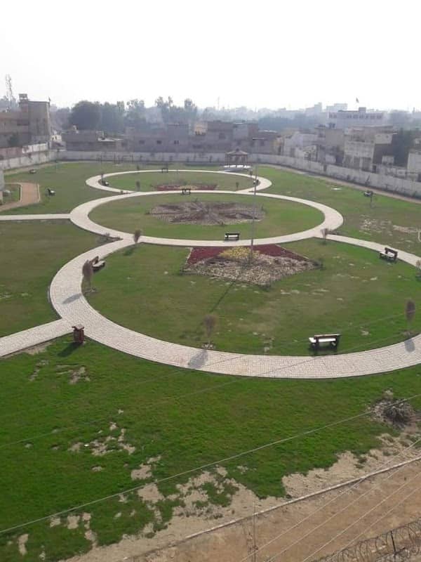 Khosa Park - Image 1