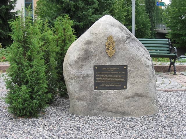 Mauno Uusitalo Memorial Stone - Image 1