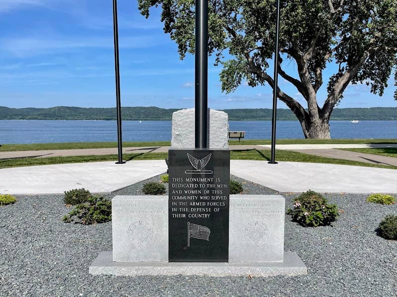 Gold Star Memorial Park - Image 2