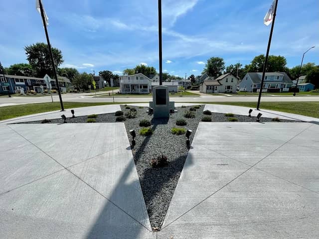 Gold Star Memorial Park - Image 1