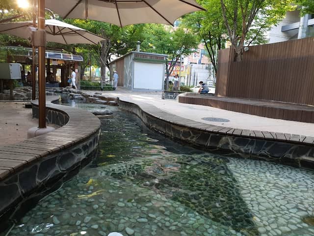 Yuseong Hot Springs - Image 1