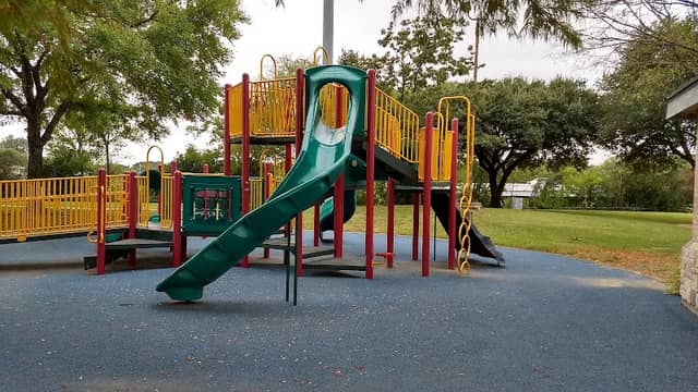 Springfield Park - Image 2