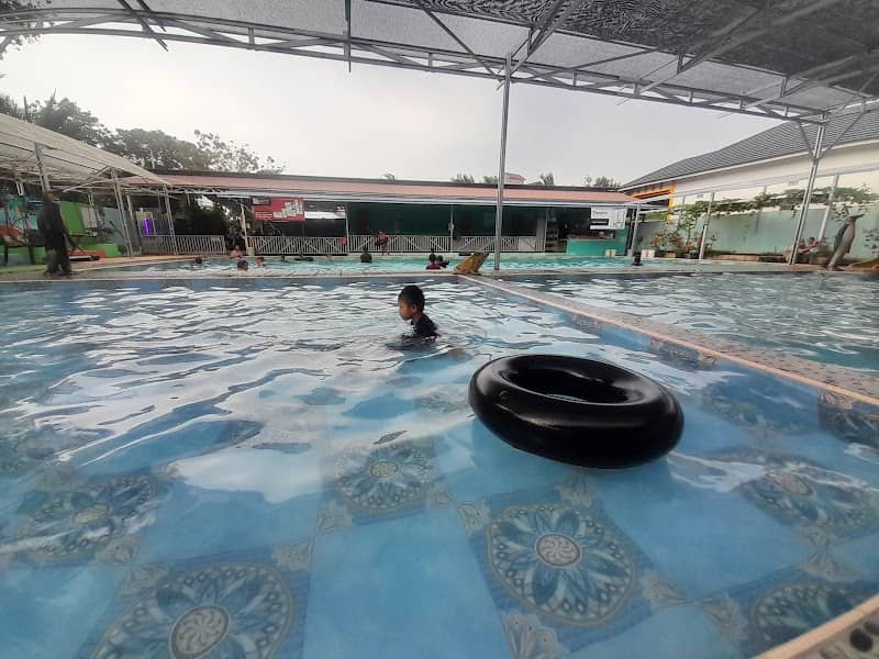 Kolam Renang Banyu Tajun - Image 1