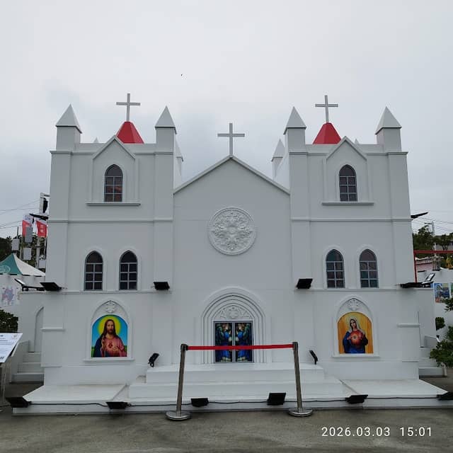 沉睡大白熊 - Image 1