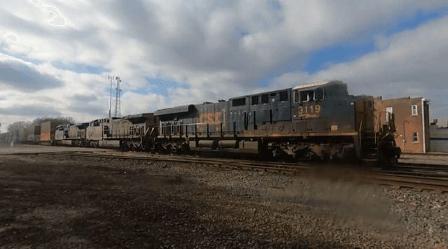 Muncie, IN Railroad Junction - Image 1
