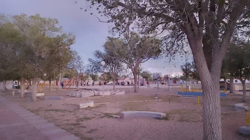 Plaza Justo Mamani - Image 1