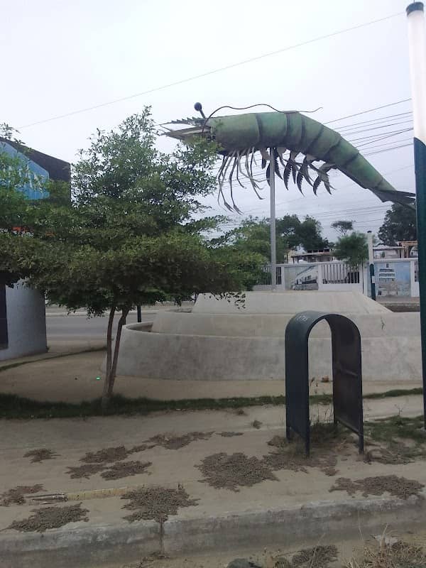 Monumento al Camarón - Image 1
