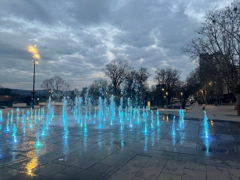 Fountain - Image 2
