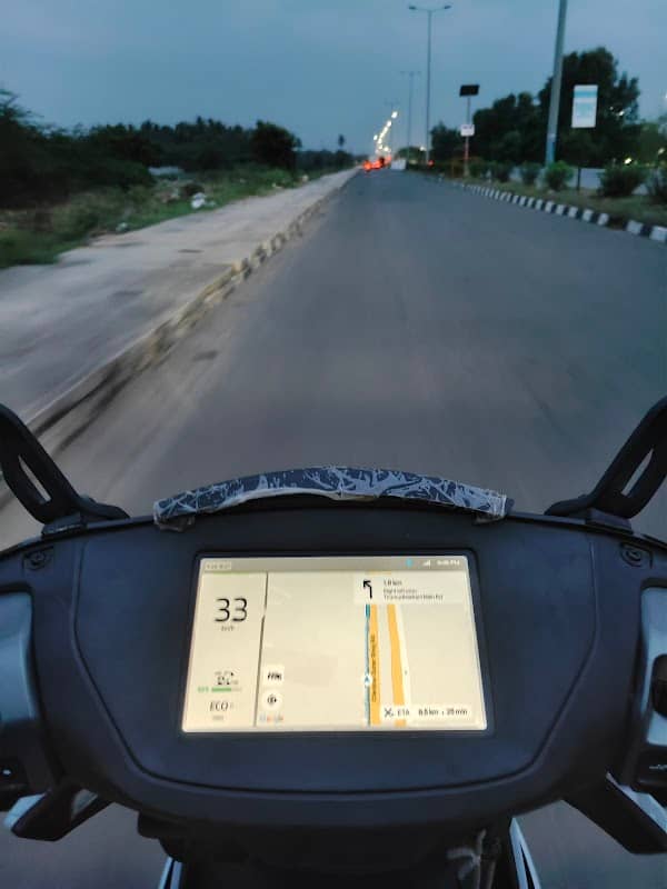 U turn - Image 1
