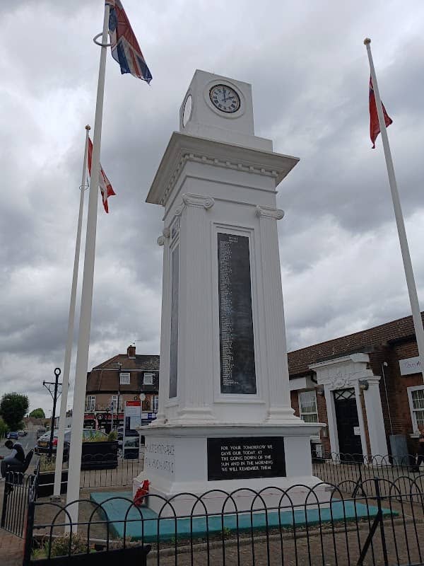 Tilbury War Memorial - Image 2