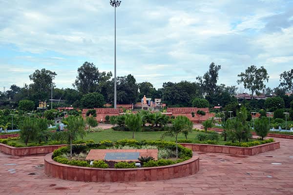 Suraj Kund Park - Image 1