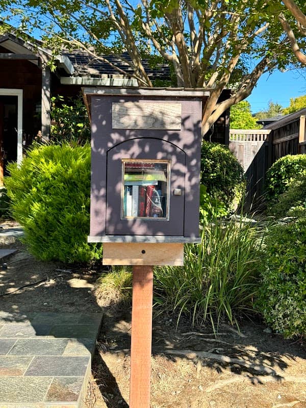 Little Free Library - Image 1
