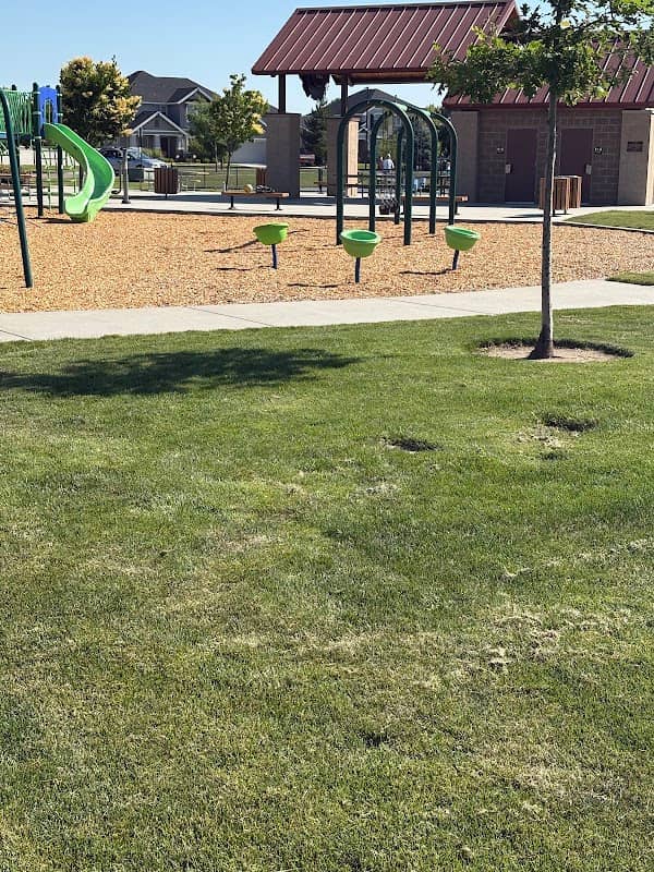 Reta Huskey Park - Image 2