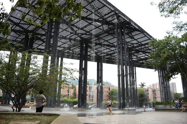 Parque de las Chimeneas - Image 1