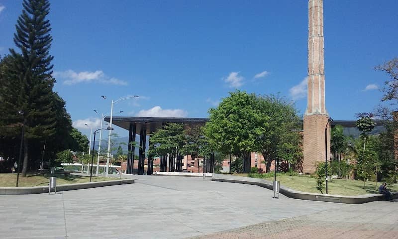 Parque de las Chimeneas - Image 2