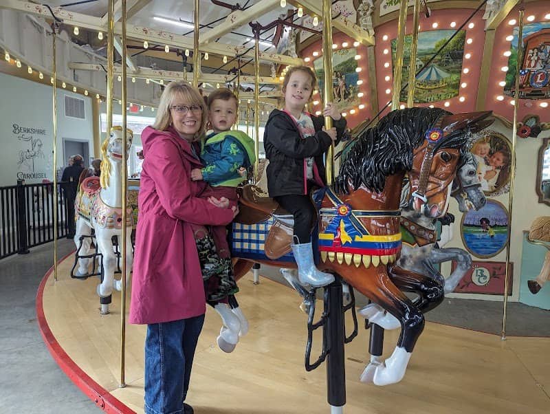 Berkshire Carousel - Image 3